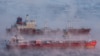 Российский теневой флот перекачивает нефть недалеко от петербургских пляжей – под угрозой экология всего Финского залива 